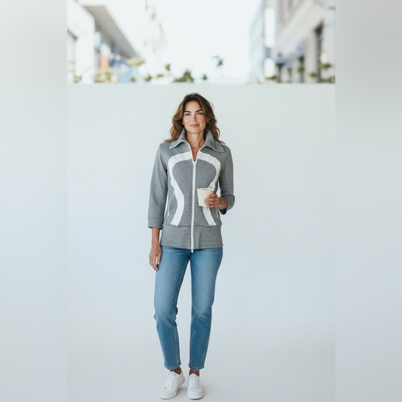 Lululemon Funnel Neck Full Zip Jacket, Gray and White Size 6 - Picture 10 of 10